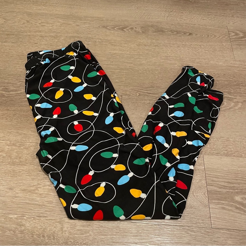 Two left feet Christmas leggings sz girls large inseam 24”